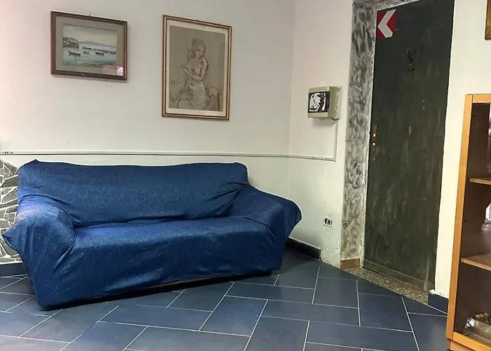 Monolocale Vacanze 招待所 3*