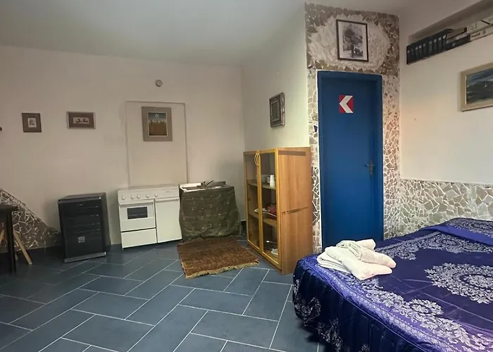 Monolocale Vacanze 招待所 切特拉罗